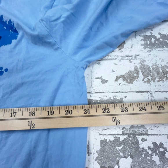 Vineyard Vines Shirt Men Medium Blue Pocket Tee Apple Picking Whale Winery Adult - Picture 8 of 12